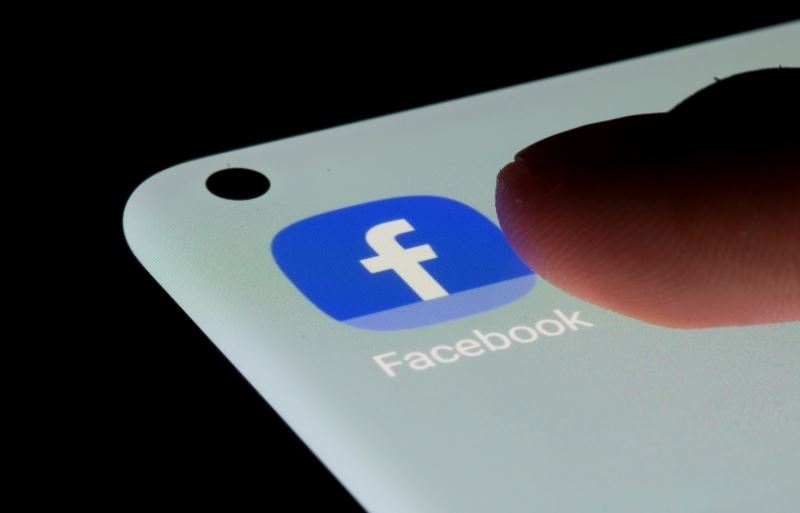 Московский суд наложил новые штрафы на Facebook и Twitter